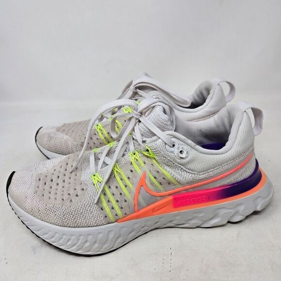 Nike React Infinity 2 Flyknit Women's White and Pink Running Shoes Size 8 - Picture 4 of 11